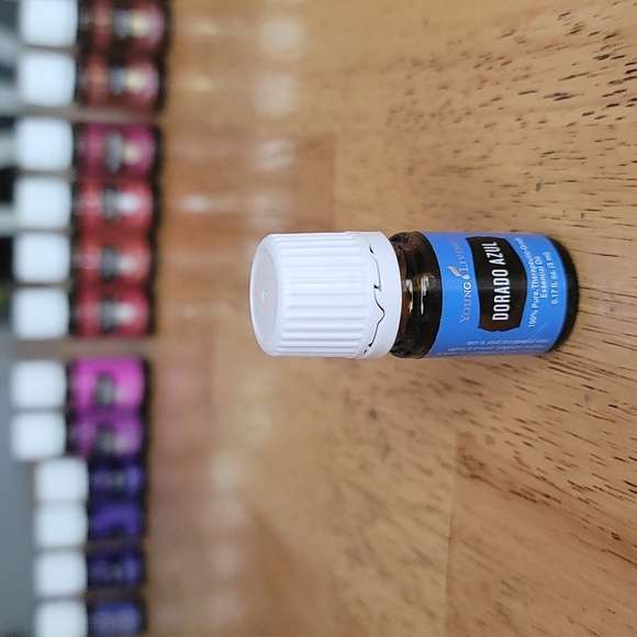 5ml NEW Dorado Azul Essential Oil by Young Living - Picture 1 of 7